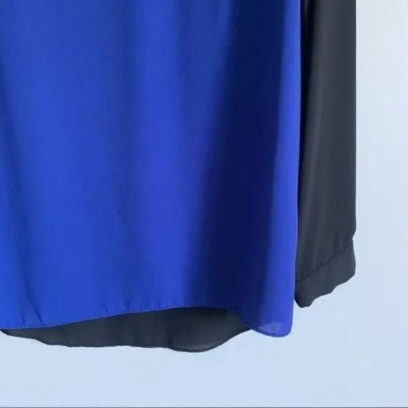 Ab Studio two tone blue black casual blouse new without tag size medium - Picture 7 of 7